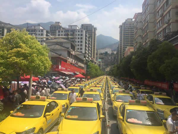 又是一年高考季，又到愛心送考時(shí)