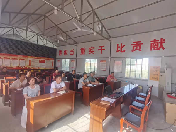 新作風煥發(fā)新氣象 新?lián)斦宫F(xiàn)新作為 ——成縣公交公司工作紀實(五)